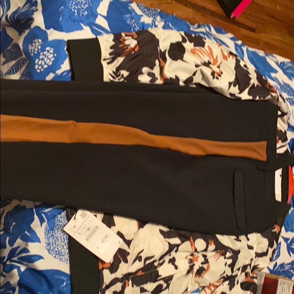 Zara - Picture 2 of 3